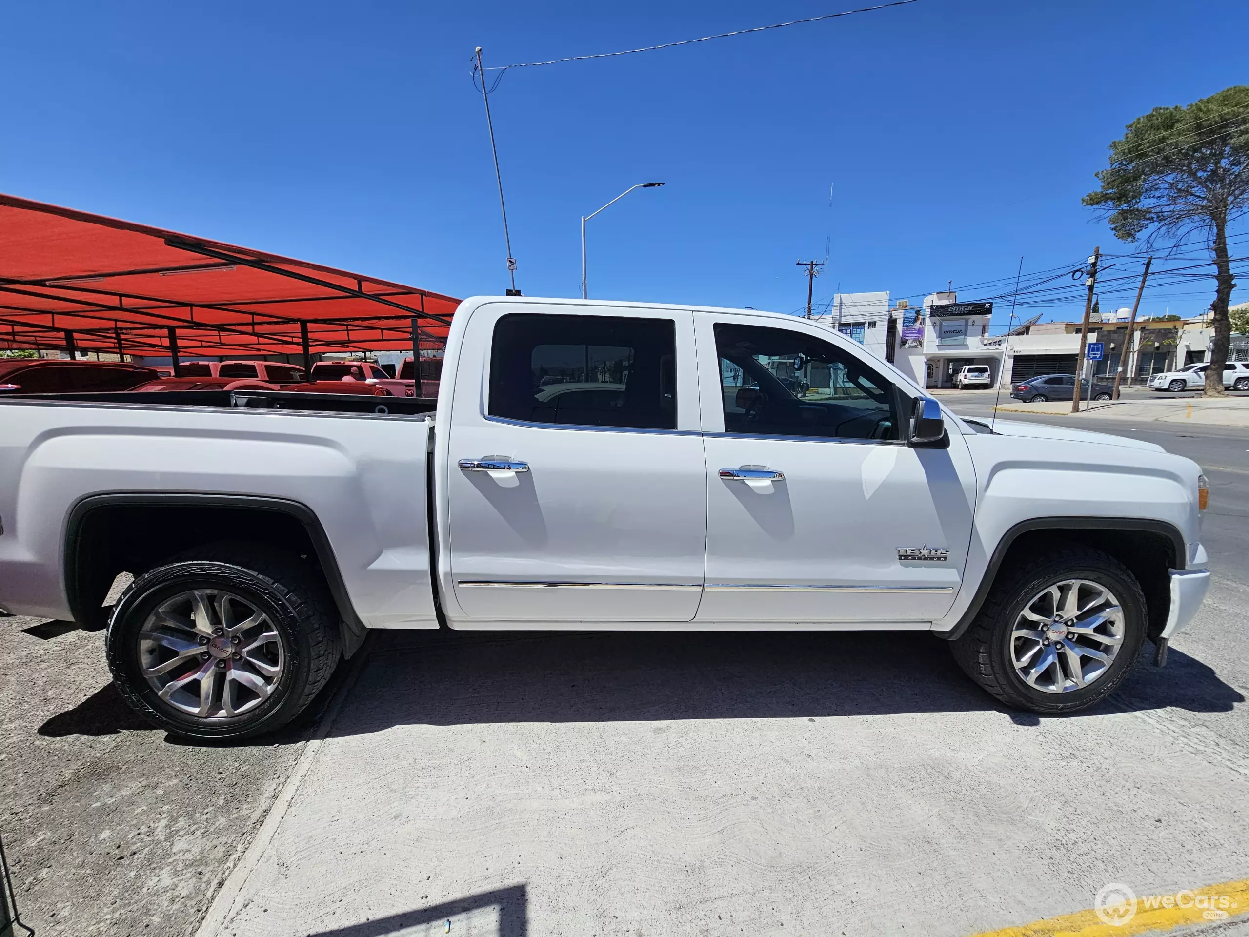 GMC Sierra