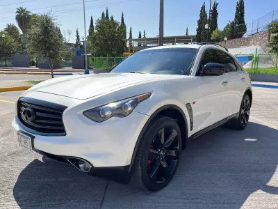 Infiniti QX70 VUD 2016