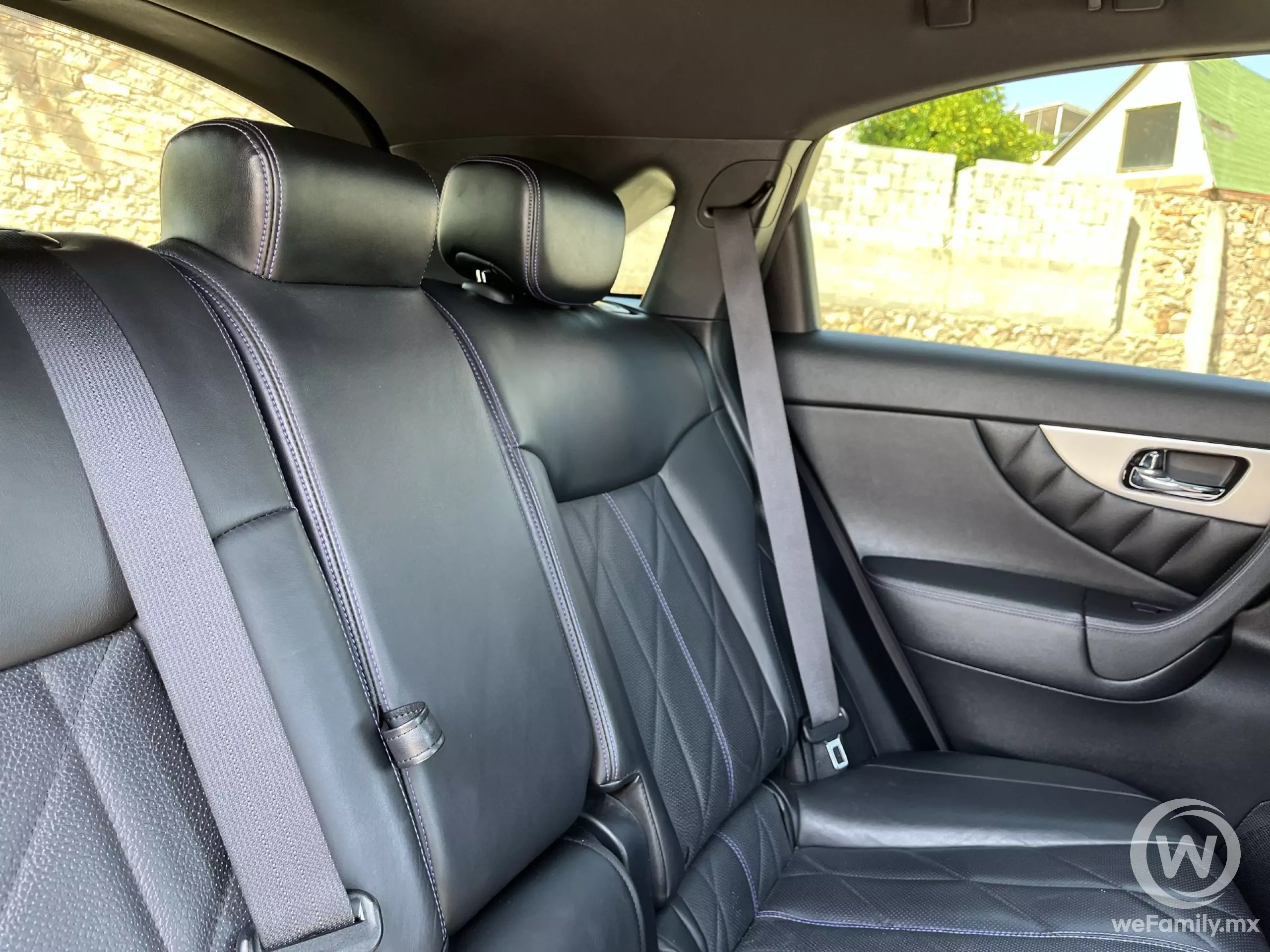 Infiniti QX70 VUD