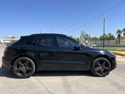Porsche Macan VUD 2017