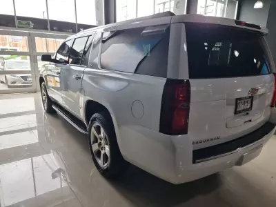 Chevrolet Suburban VUD 2015