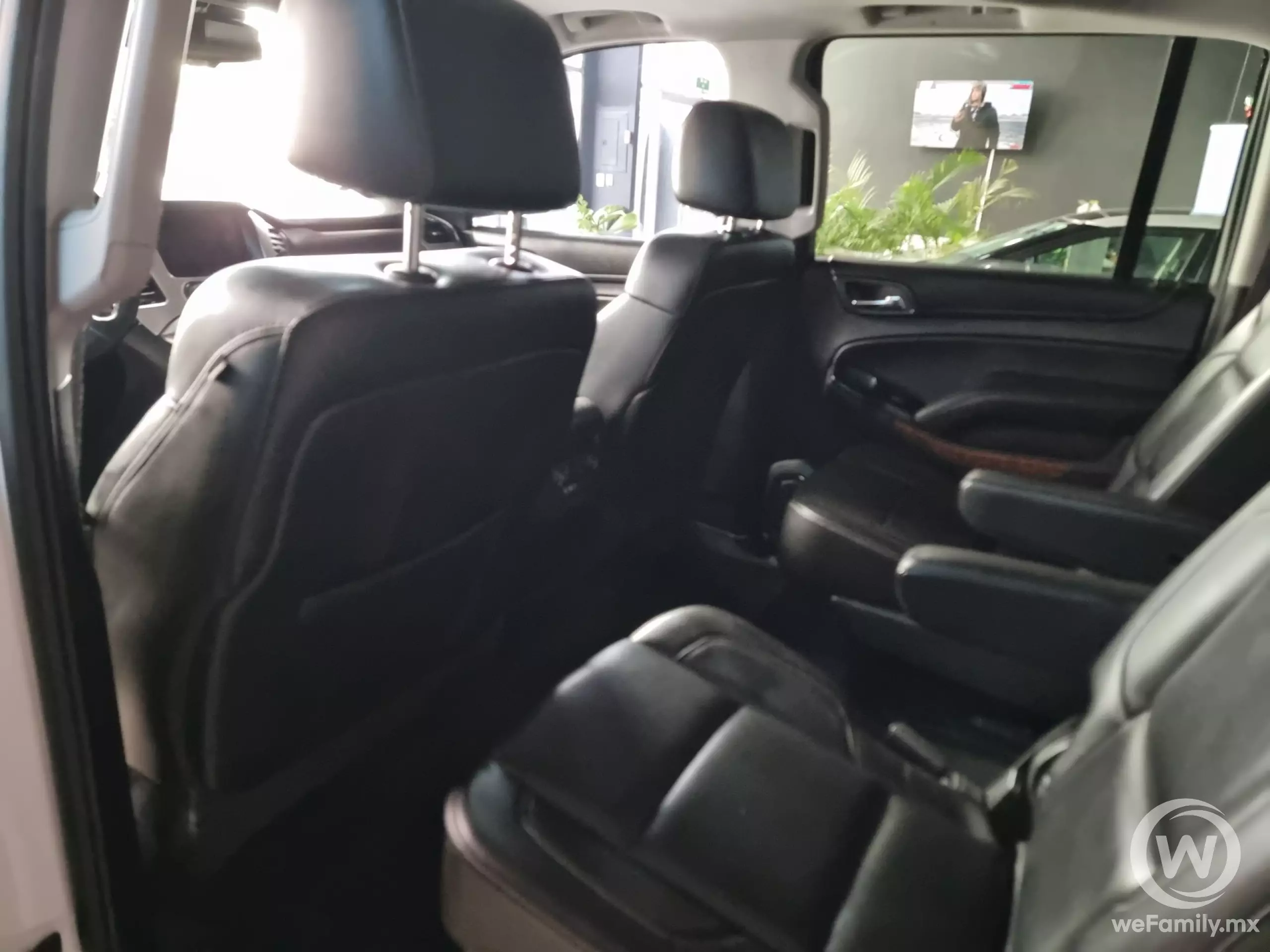 Chevrolet Suburban VUD