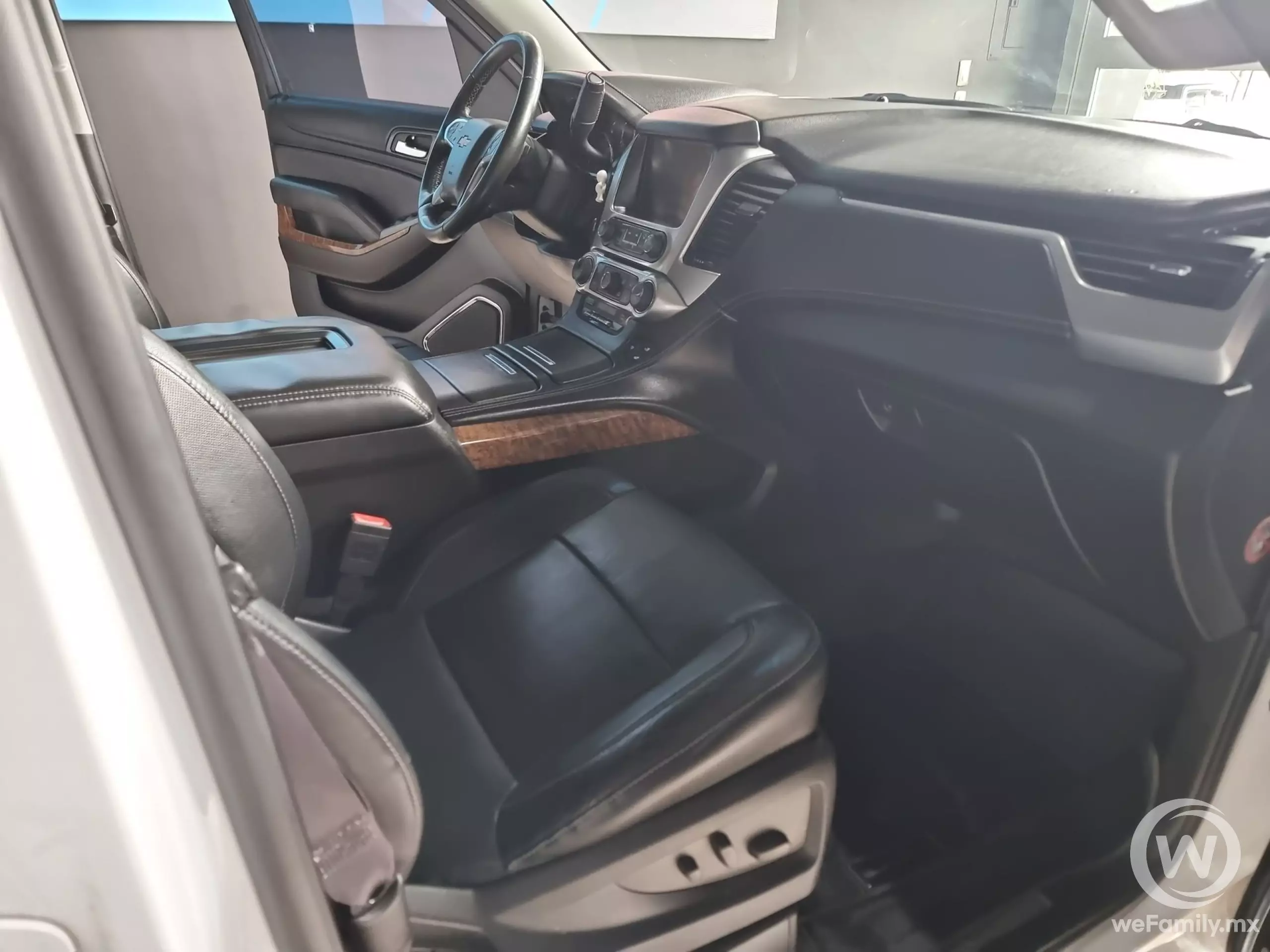 Chevrolet Suburban VUD