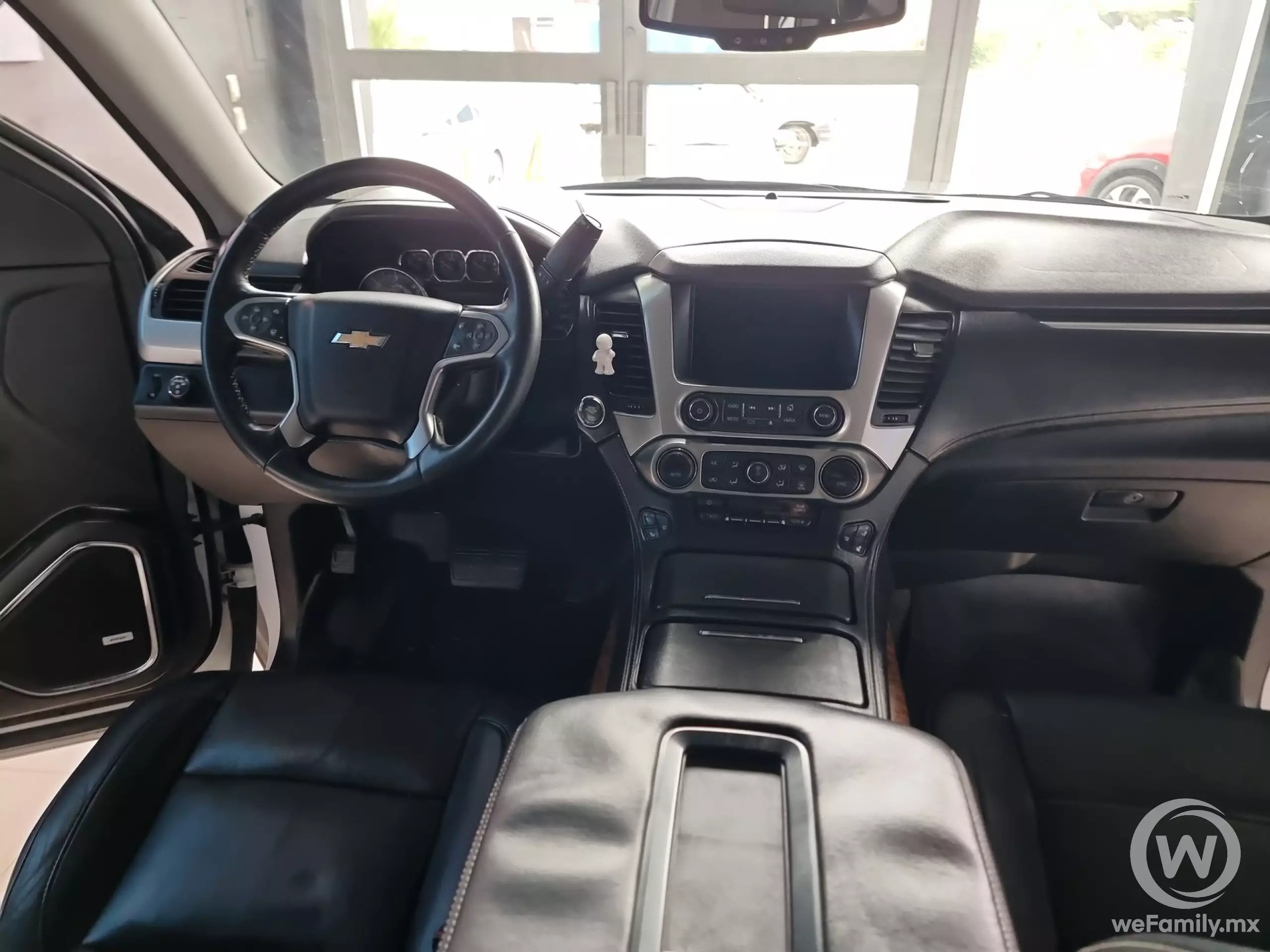 Chevrolet Suburban VUD